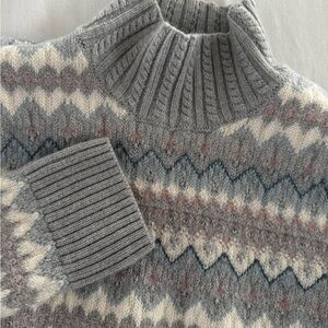 Club Monaco Women’s Fair Isle Gray Sweater Size Small 100% Wool